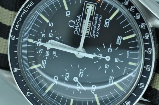 http://i615.photobucket.com/albums/tt231/Chinnock_album/Omega%20Speedmaster%20Grail/DSC_0030.jpg