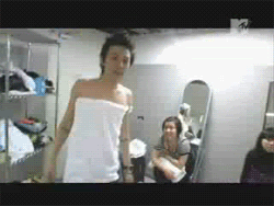 [Resim: 84666F3B7842AE29A2F47C7C7A2E66AAjpg.gif]