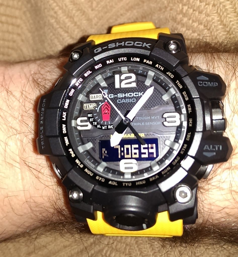 g shock mudmaster on wrist