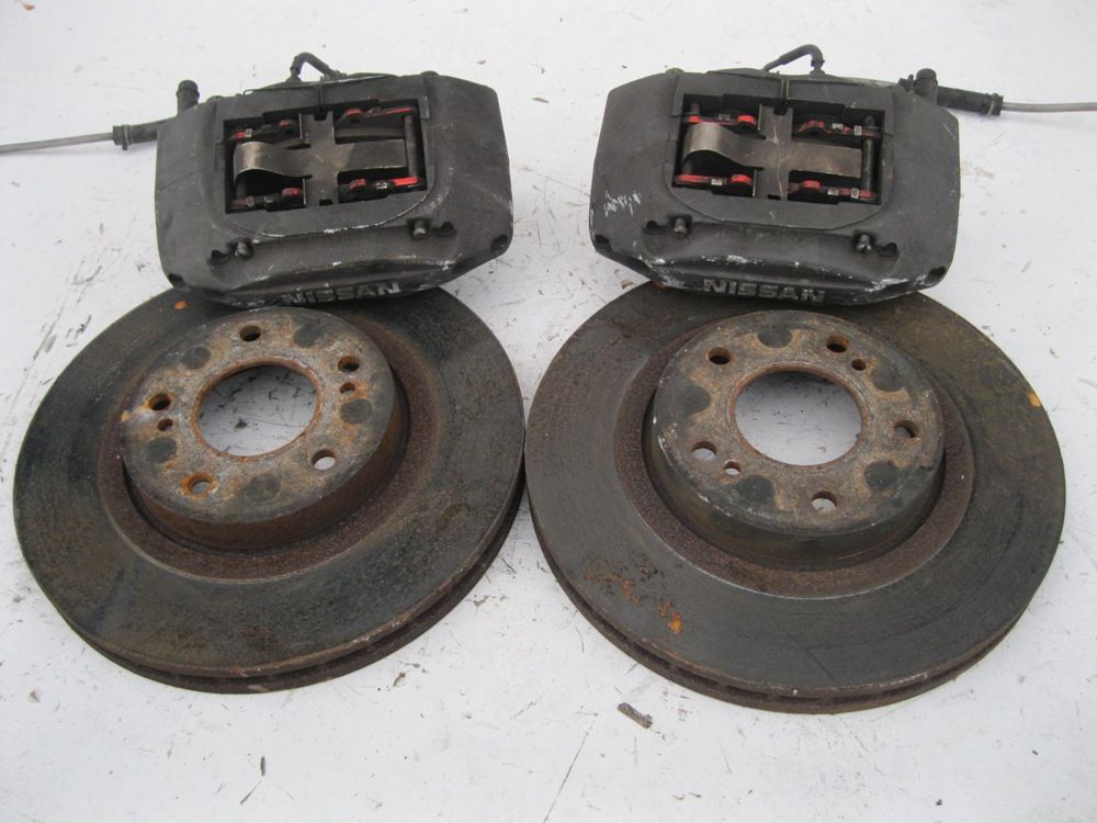 Nissan r32 front brakes #9