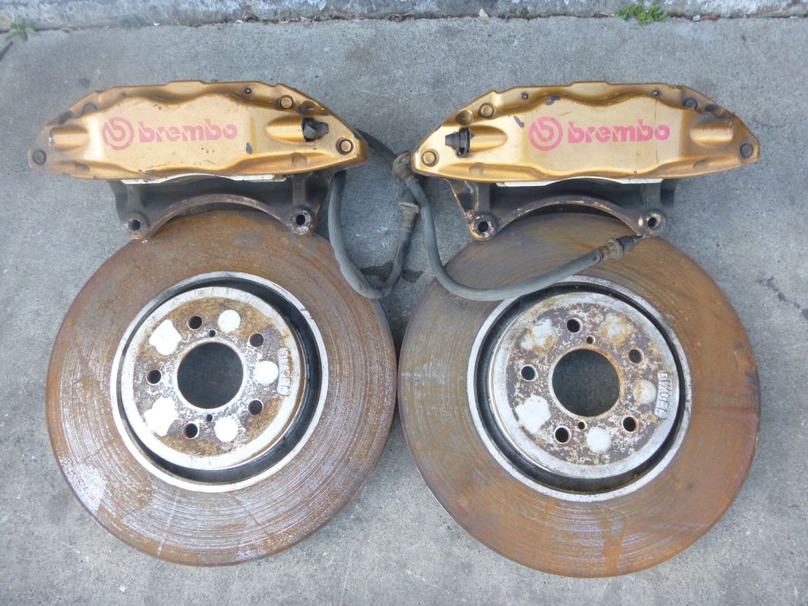 Subaru Impreza WRX GDB STi 2001 Brembo Front Brake Calipers + Disc