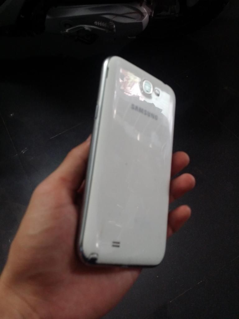 bán galaxy Note 2 bản quốc tế màu trắng 99% 4.1T, note 1 hàn quốc 2T