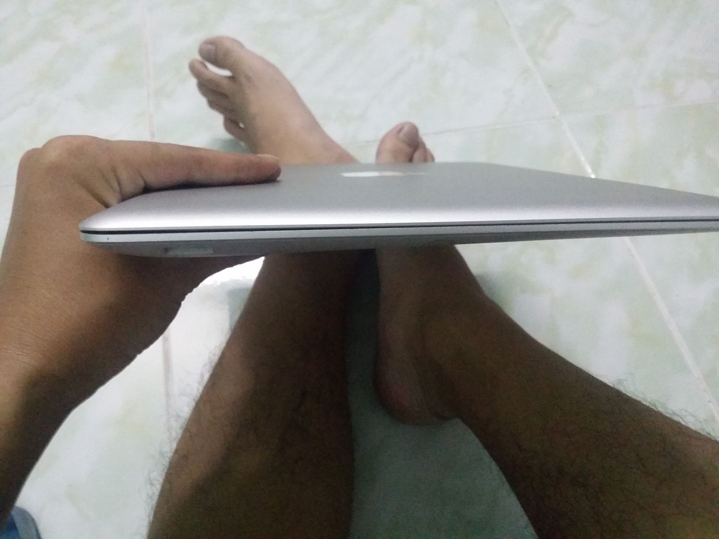 Dọn nhà đăng bán ipad air 4G 32G còn bảo hành gần 5 tháng, macbook air, gear fit... - 10